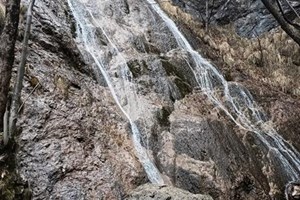 fare hiking e trekking a Mandello, lago di Como