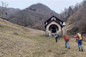 hiking e trekking a Mandello, lago di Como