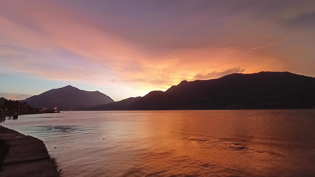 The most beautiful sunsets on Lake Como