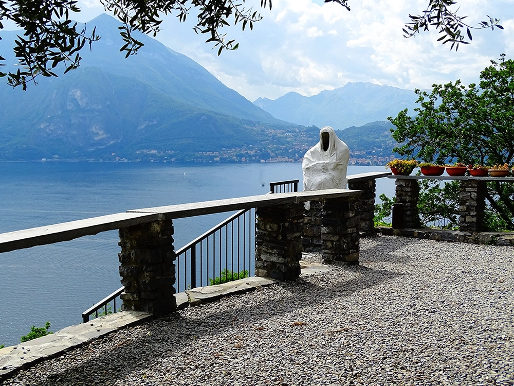 castello di vezio lago di como